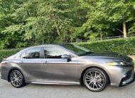 Toyota Camry SE 2021