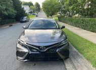 Toyota Camry SE 2021