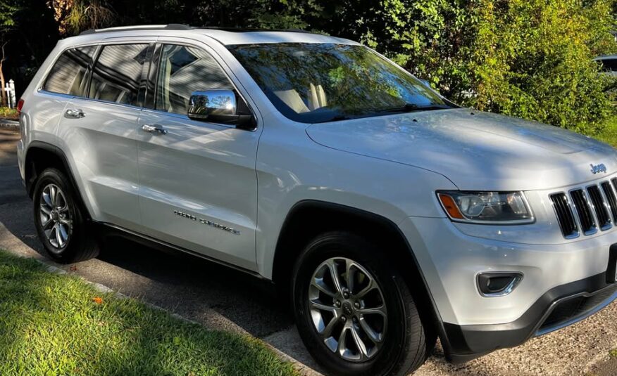 Jeep Cherokee Sport Utility 4D – 2014