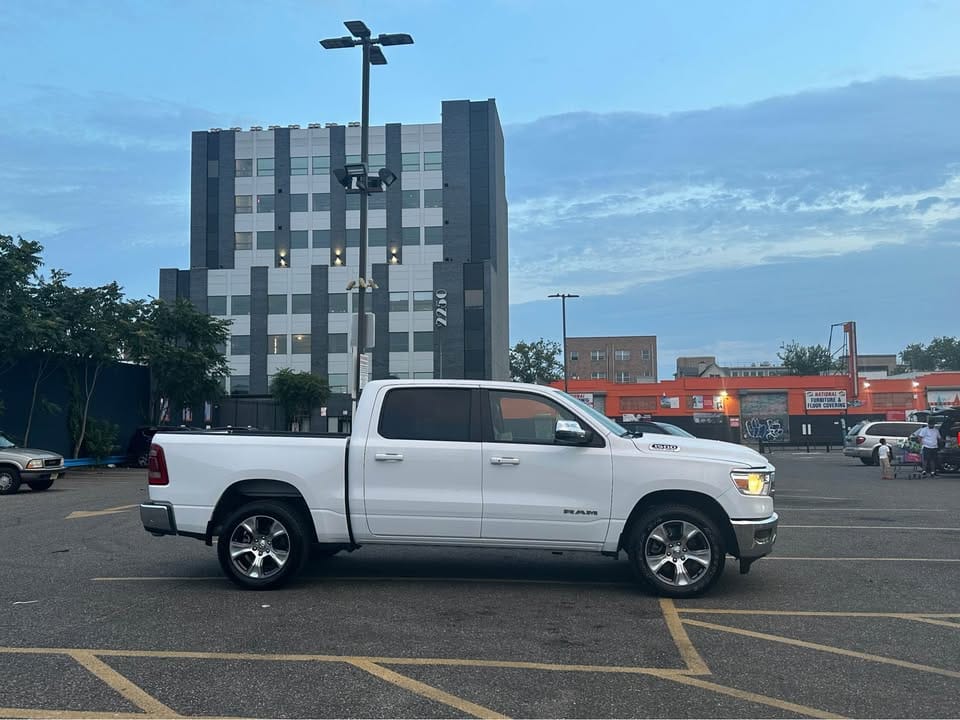 Ram 1500 Crew Cab Laramie 2024