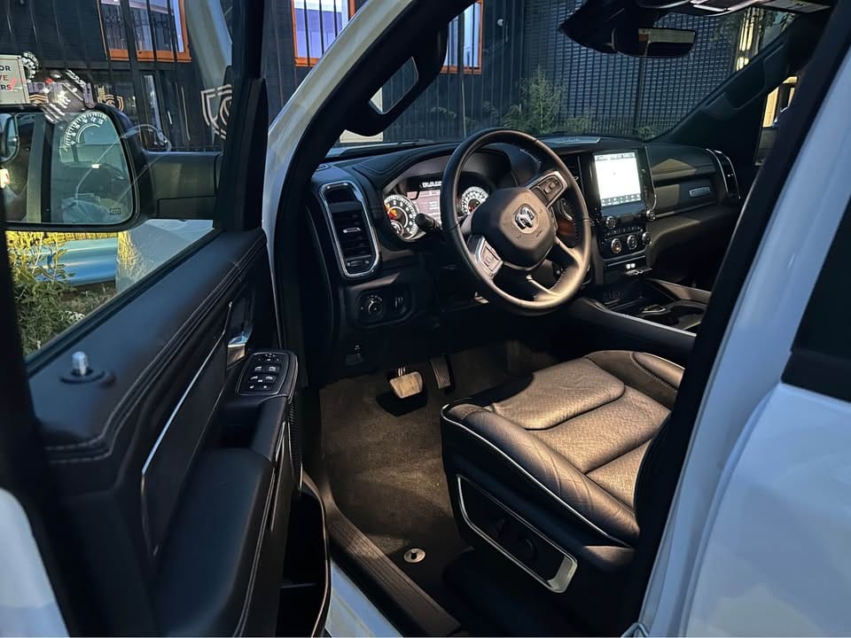 Ram 1500 Crew Cab Laramie 2024