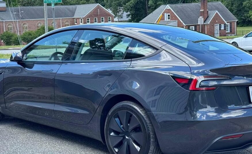 Tesla Model 3 Long Range Sedan 4D - 2024