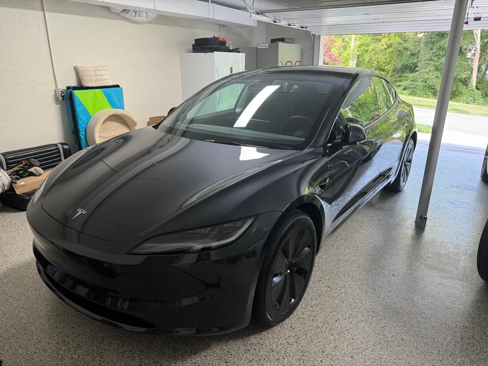 Tesla Model 3 Long Range Sedan 4D - 2024