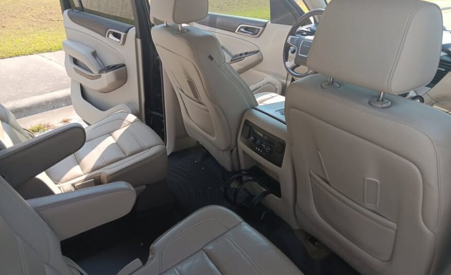 GMC Yukon Denali XL 2015 – $ 8000 / Urgent Sale