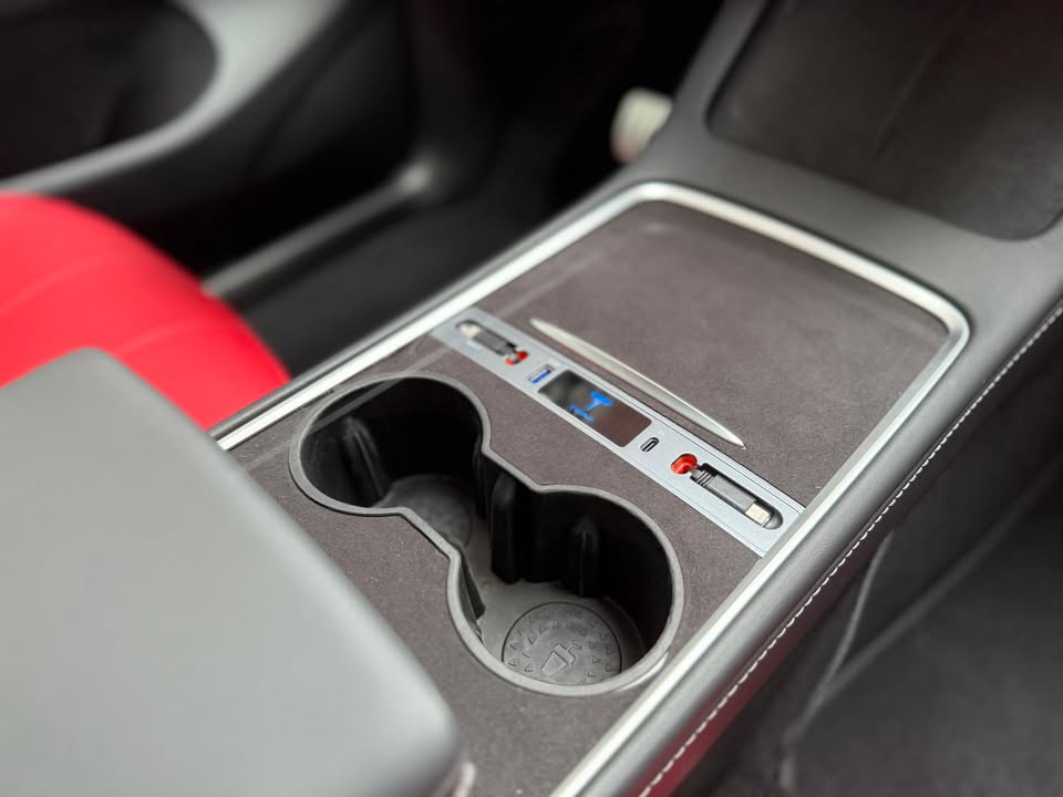 Tesla performance Y 2024