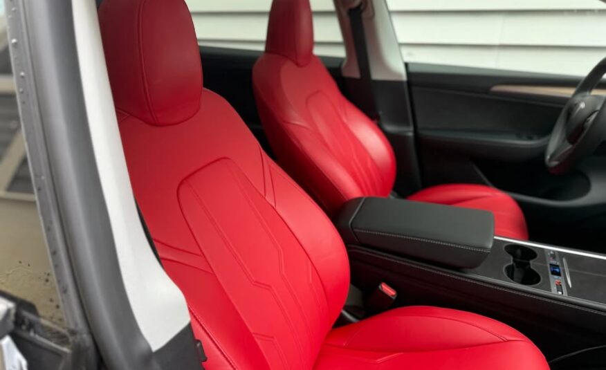 Tesla performance Y 2024