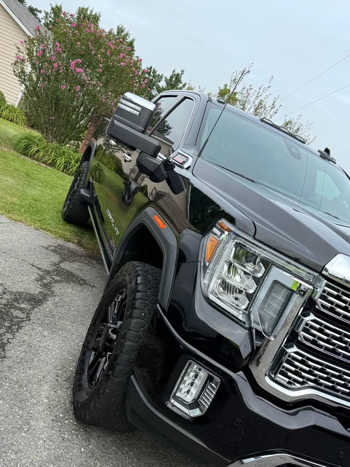 GMC Sierra Denali 2500 HD Diesel 2021