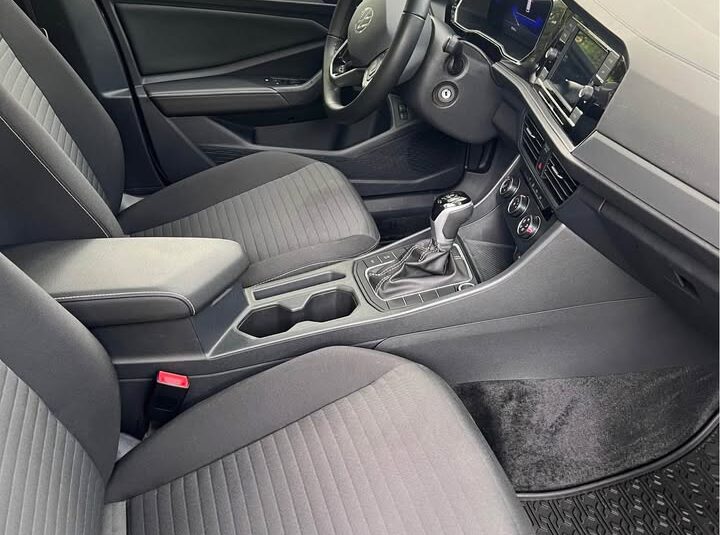 VW Jetta 1.5T S  2024