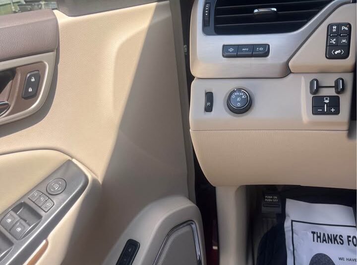 GMC Yukon Denali 2019
