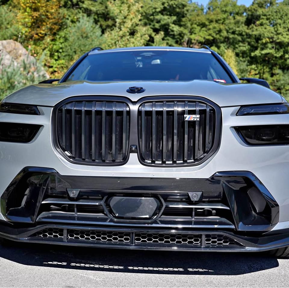 2024 BMW X7 M60i