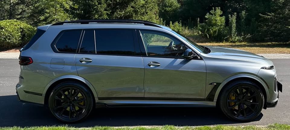 2024 BMW X7 M60i