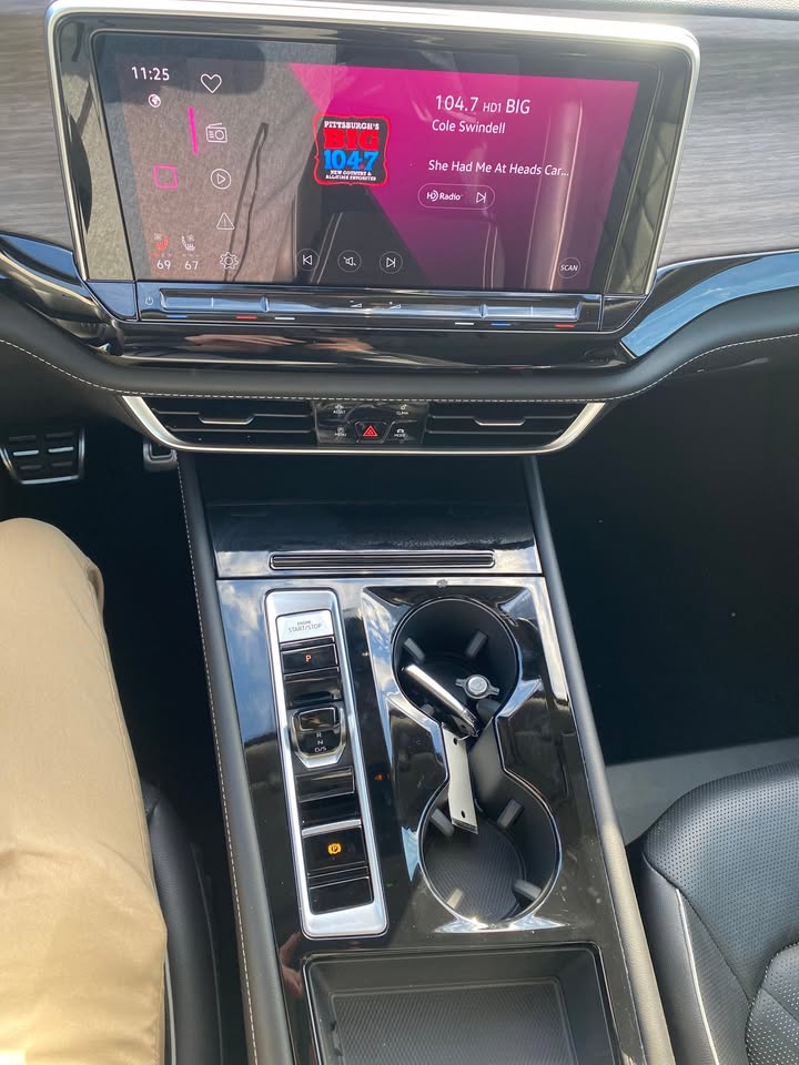 2024 Volkswagen Atlas 2.0T