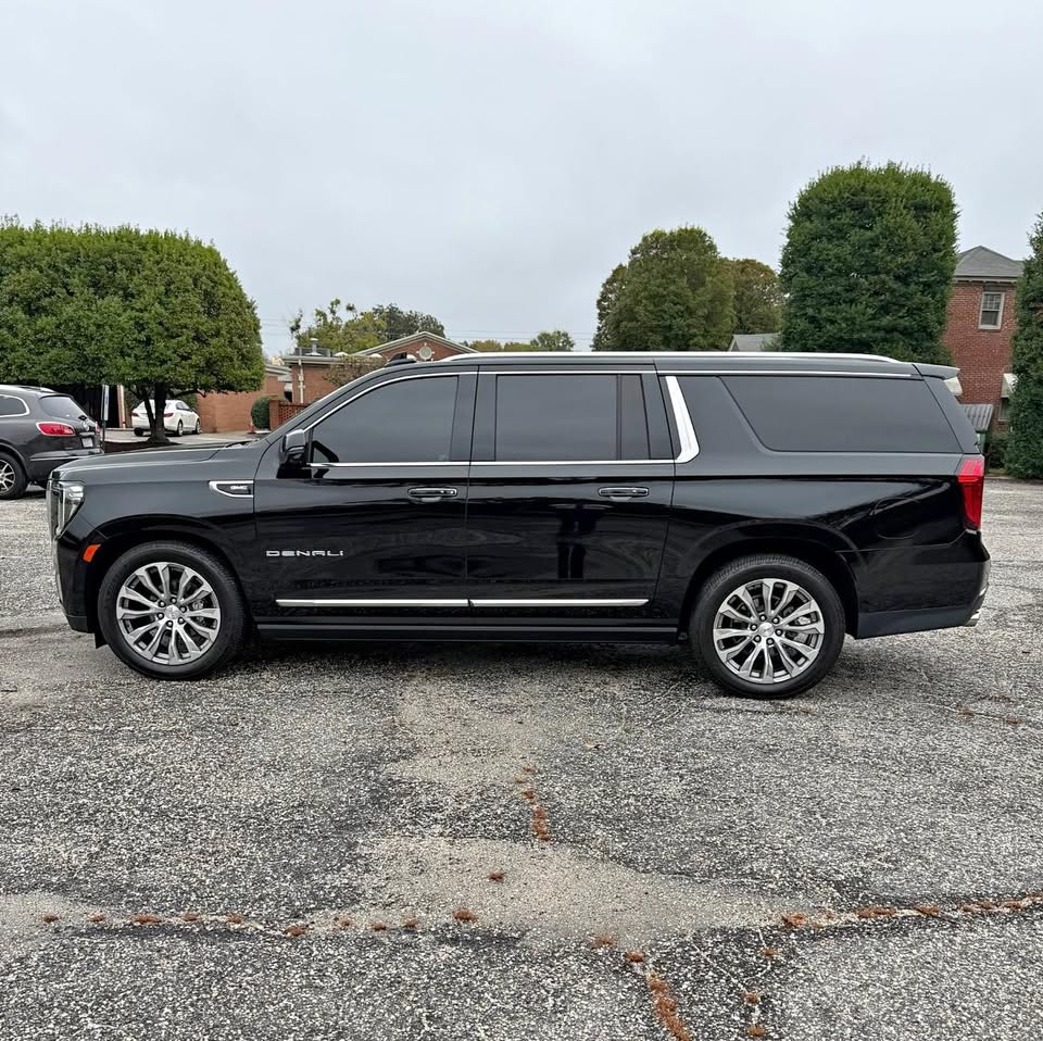 GMC Yukon XL Denali 2022