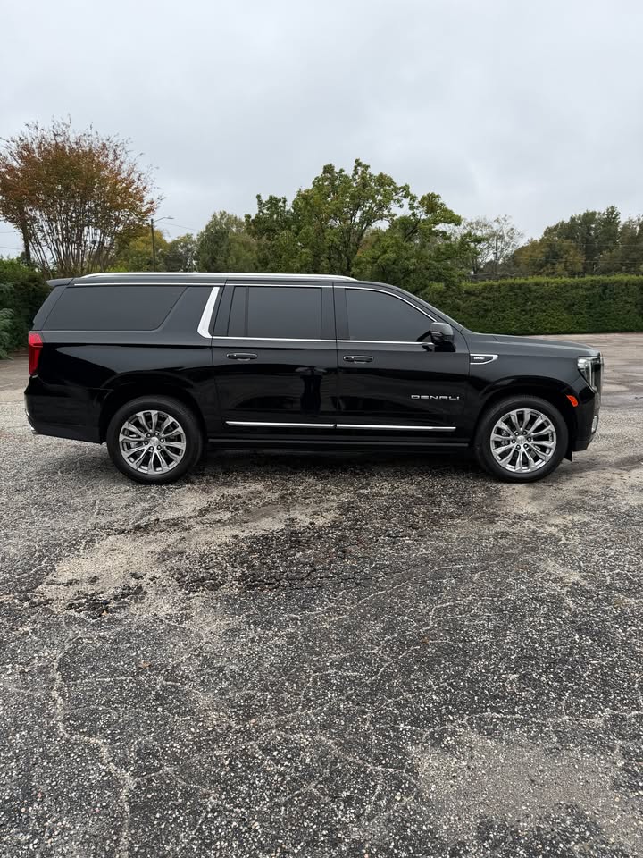 GMC Yukon XL Denali 2022