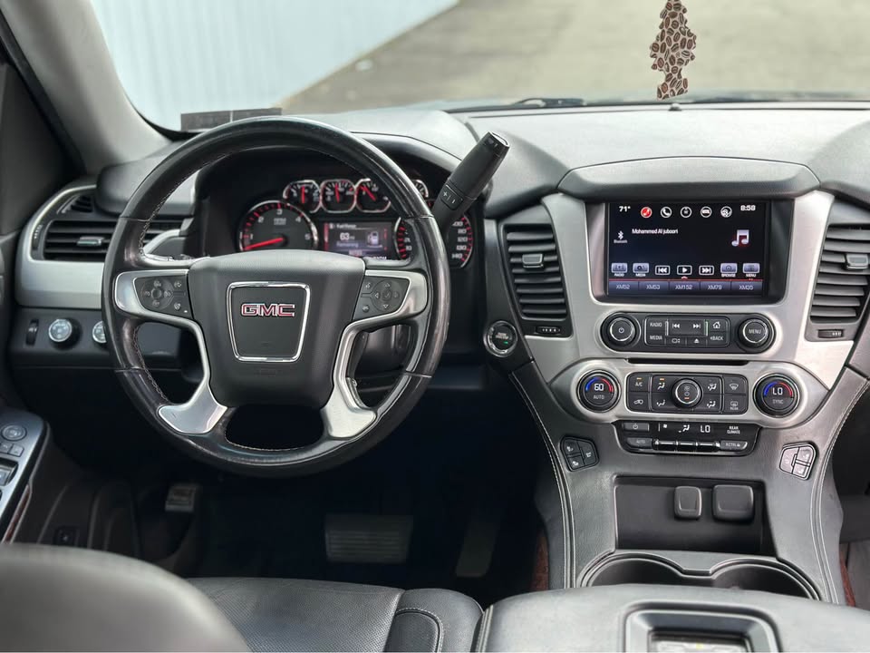 GMC Yukon SLT 2016