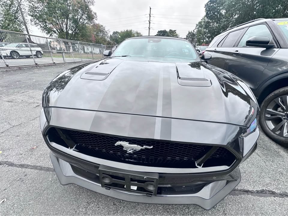 2022 Ford Mustang GT Convertible 2D