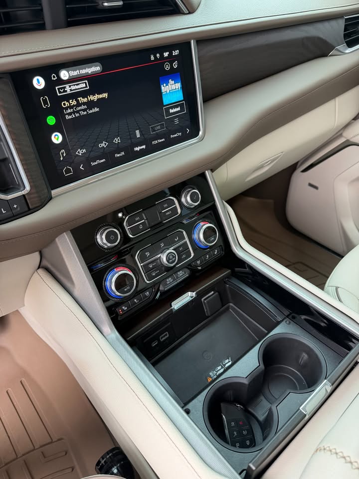 GMC Yukon XL Denali 2022